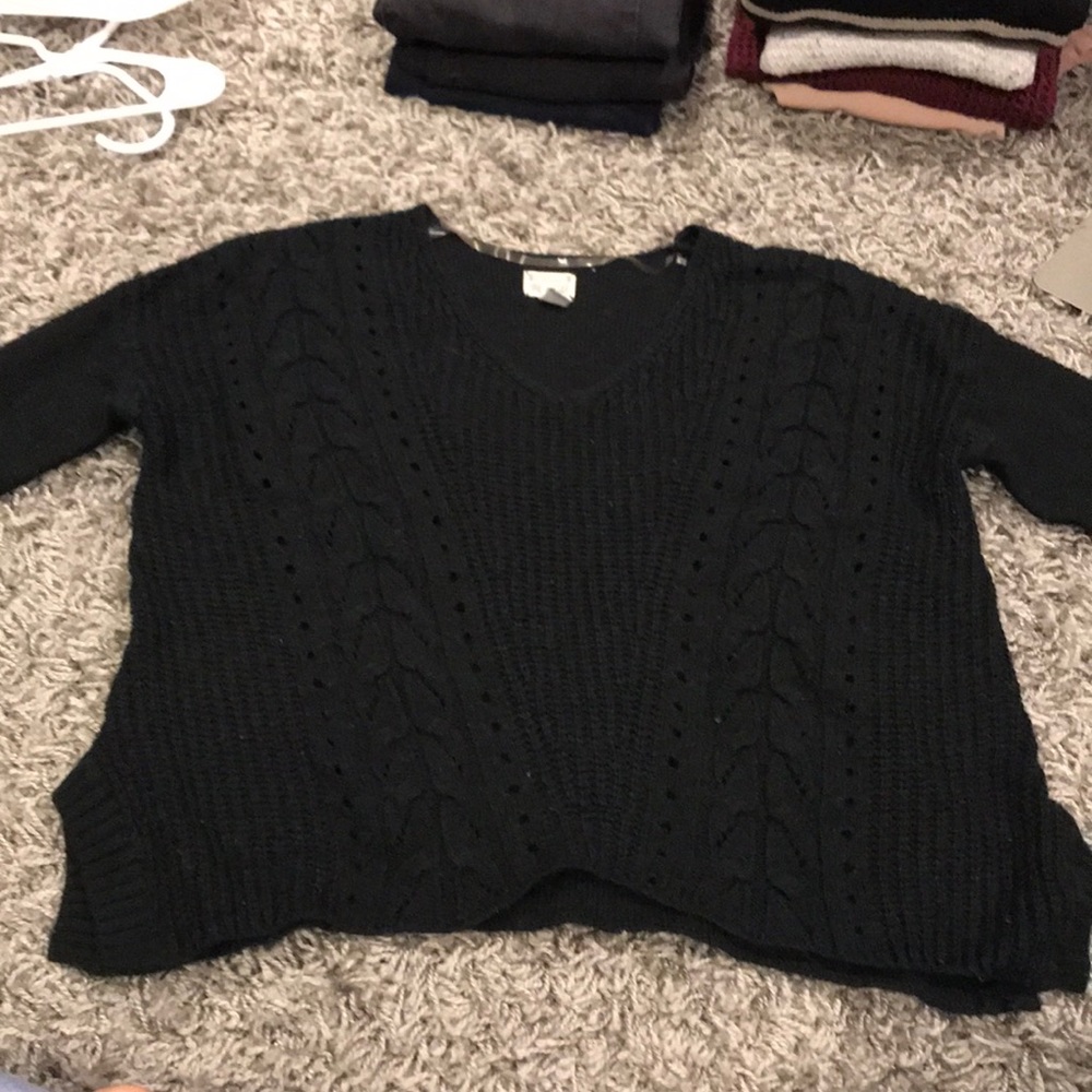 Converse black crop sweater